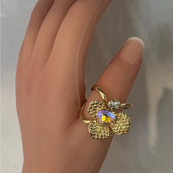 Gold Tone Aurora Borealis Crystal Flower Scarf Slide Ring Brooch - Picture 7 of 15